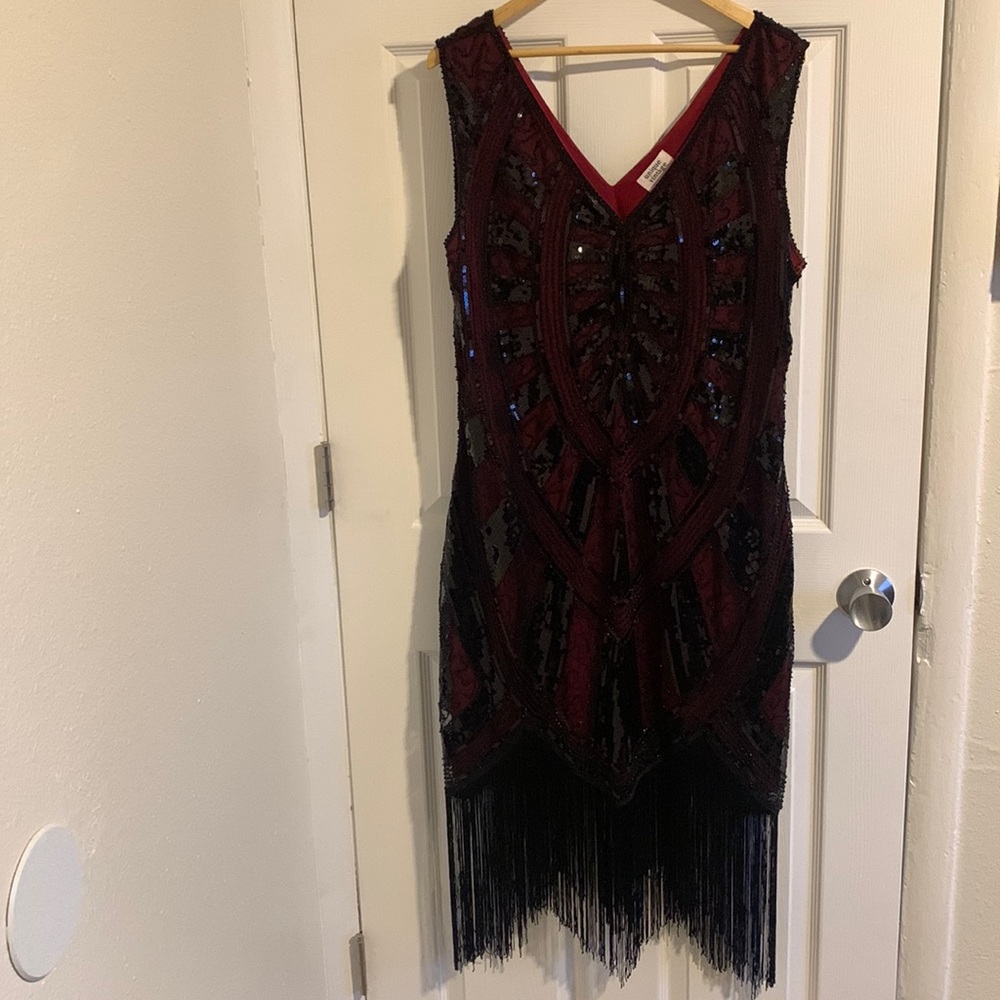 Unique Vintage size 18 burgundy beaded flapper dress